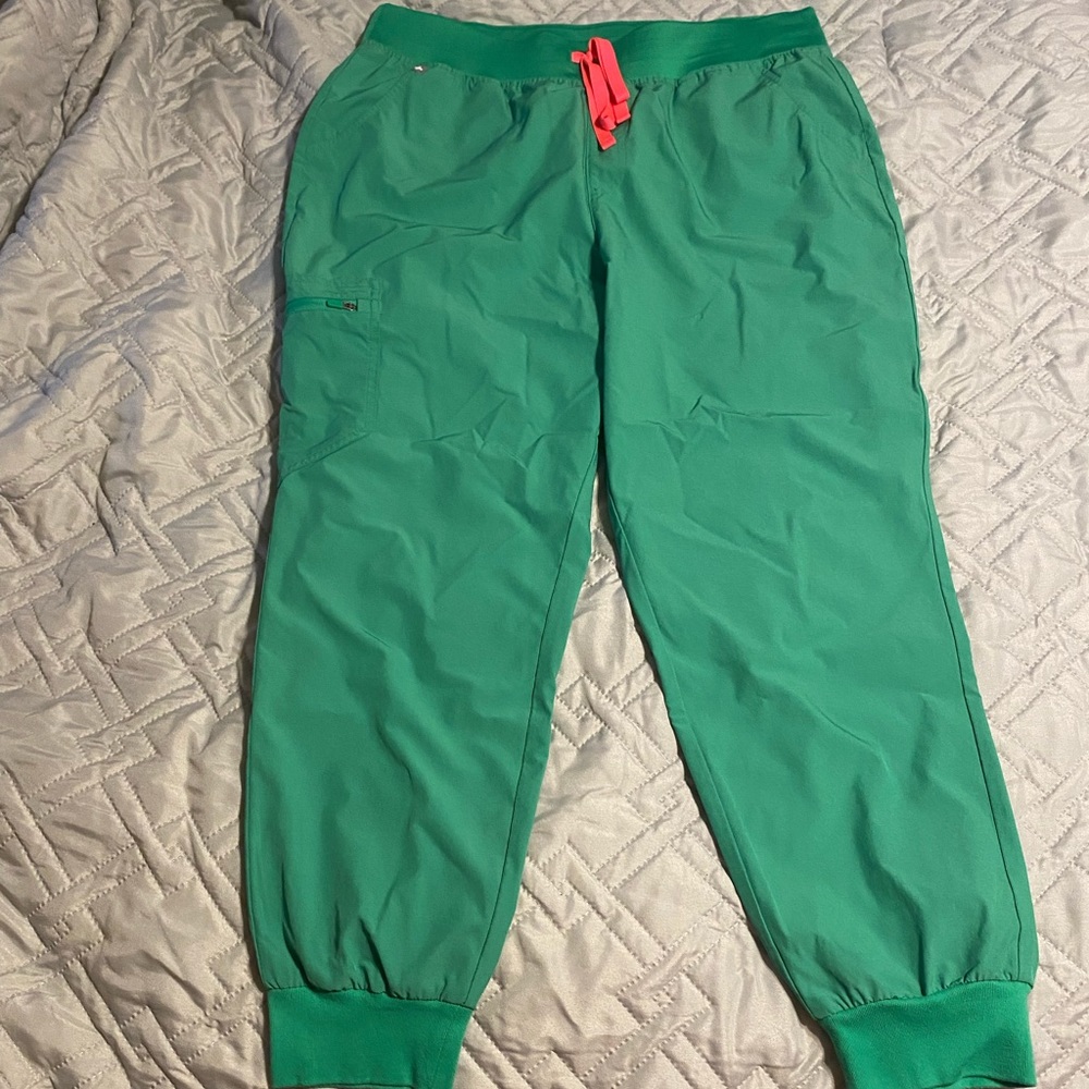 Figs jogger scrub pants